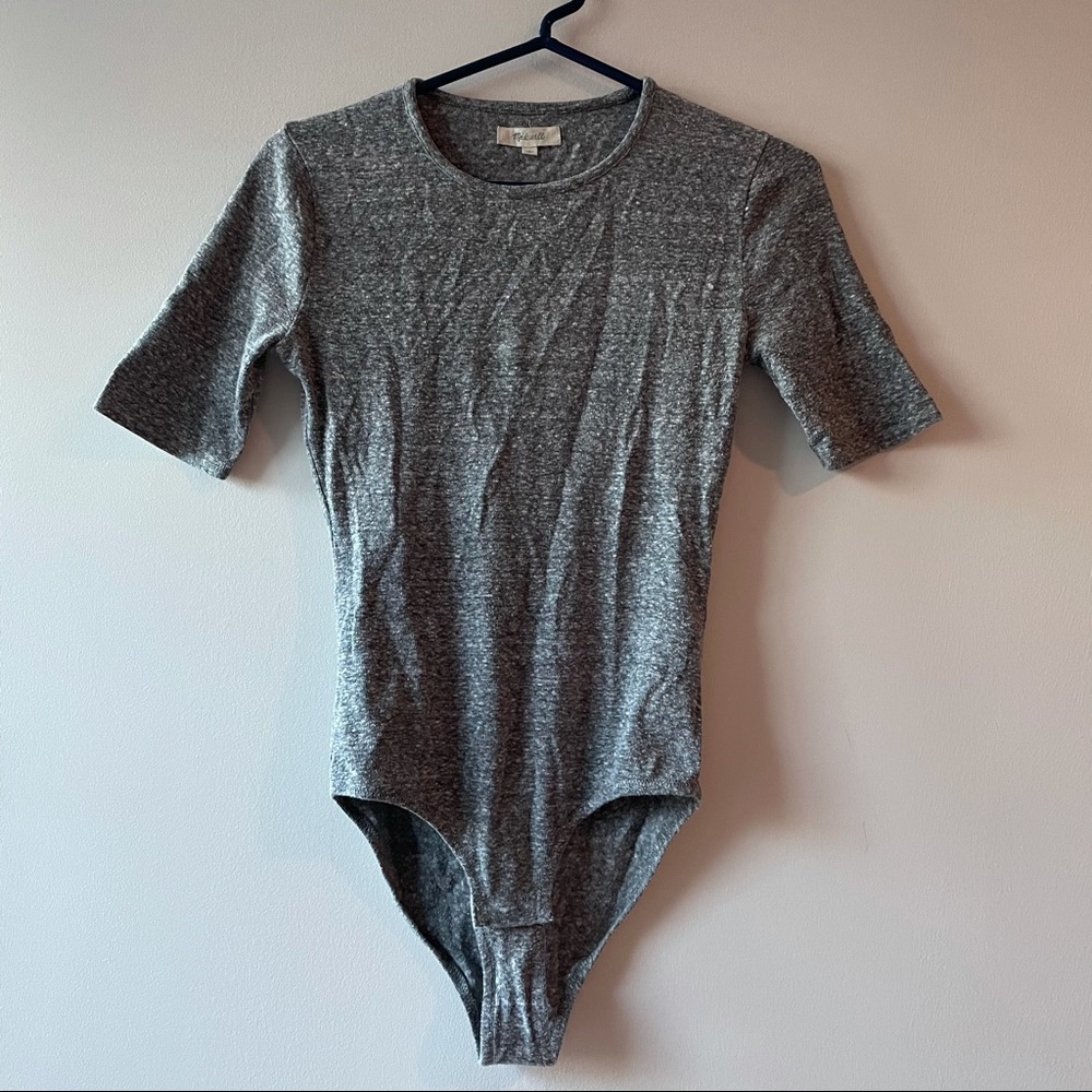 Madewell crewneck short sleeve bodysuit in gray